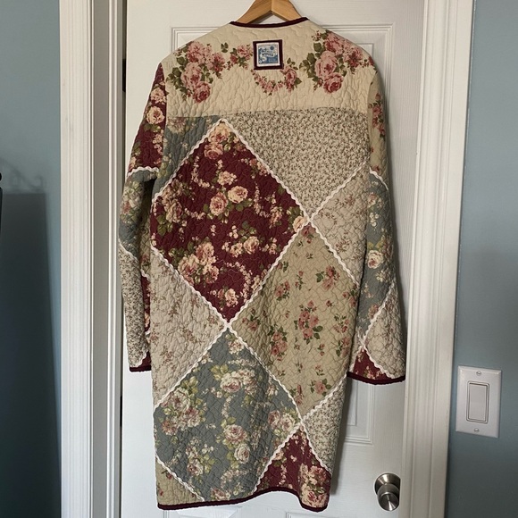 Quilt Coat - Picture 5 of 5